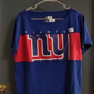 New York Giants Women's Medium Short Sleeve Shirt Blue Red White Logo Front